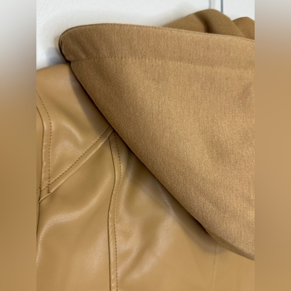 NEW BLANKNYC Women’s Faux Leather Tan Bomber Moto Jacket Removable Hood Size S - Picture 10 of 16